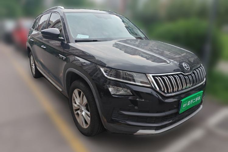 Used Skoda Kodiaq 2018 Facelifted TSI330 5-Seater Two-Wheel-Drive Luxury Enjoyment Edition Front Right 45 Deg