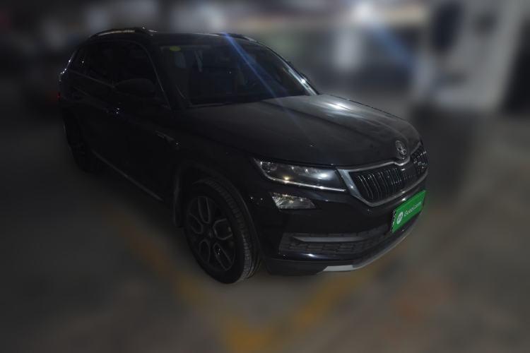Used Skoda Kodiaq 2018 TSI380 7-Seater Four-Wheel-Drive Flagship Edition Front Right 45 Deg