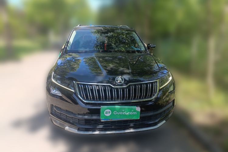 Used Skoda Kodiaq 2018 Facelifted TSI330 5-Seater Two-Wheel-Drive Luxury Enjoyment Edition Front