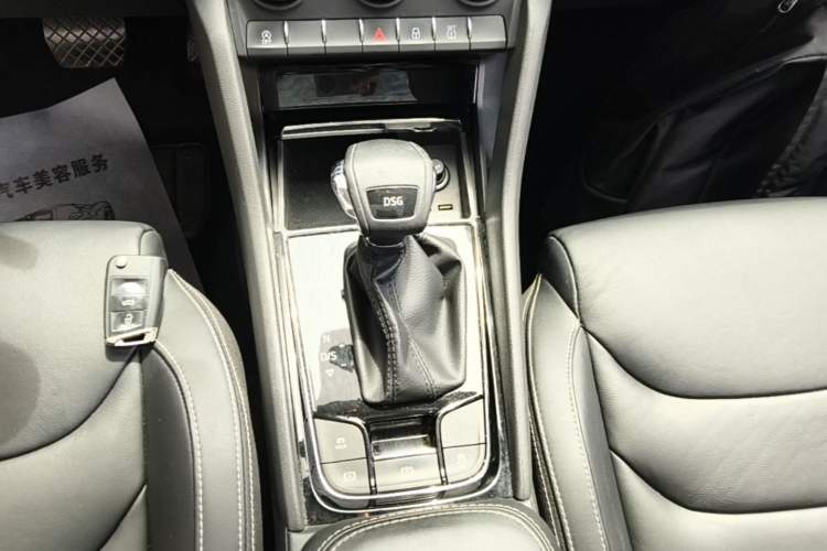 Used Skoda Kodiaq 2018 TSI330 5-Seater Two-Wheel-Drive Luxury Enjoyment Edition Gear Lever