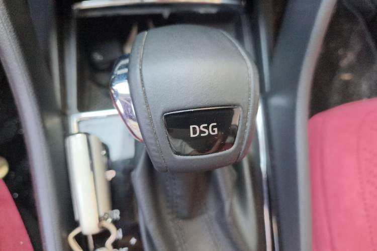 Used Skoda Kodiaq 2018 TSI330 5-Seater Two-Wheel-Drive Luxury Enjoyment Edition Gear Lever