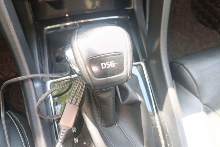 Used Skoda Kodiaq 2018 Facelifted TSI330 5-Seater Two-Wheel-Drive Luxury Enjoyment Edition Gear Lever