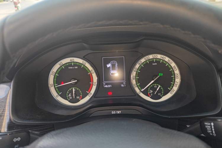 Used Skoda Kodiaq 2018 Facelifted TSI330 5-Seater Two-Wheel-Drive Luxury Enjoyment Edition Instrument Cluster