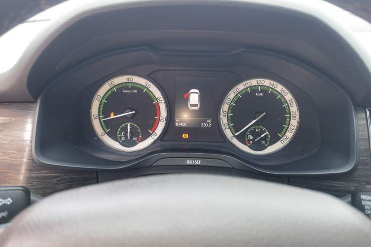 Used Skoda Kodiaq 2018 TSI380 7-Seater Four-Wheel-Drive Flagship Edition Instrument Cluster