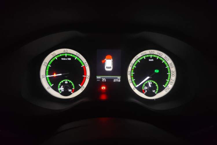 Used Skoda Kodiaq 2018 TSI380 7-Seater Four-Wheel-Drive Flagship Edition Instrument Cluster