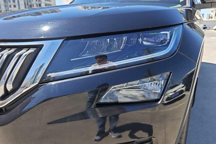 Used Skoda Kodiaq 2018 TSI330 7-Seater Two-Wheel-Drive Luxury Enjoyment Edition Left Front Headlight