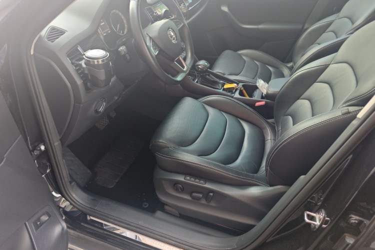 Used Skoda Kodiaq 2018 Restyled TSI330 7-Seater Two-Wheel Drive Luxury Tech Edition Left Front Seat