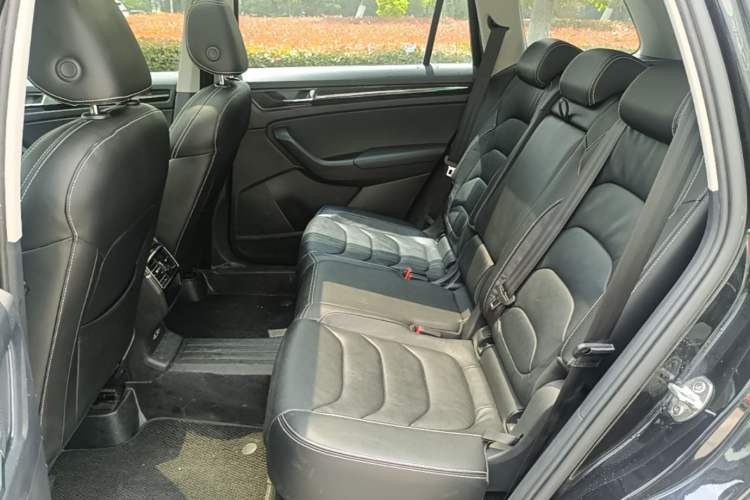 Used Skoda Kodiaq 2018 Facelifted TSI330 5-Seater Two-Wheel-Drive Luxury Enjoyment Edition Left Rear Seat