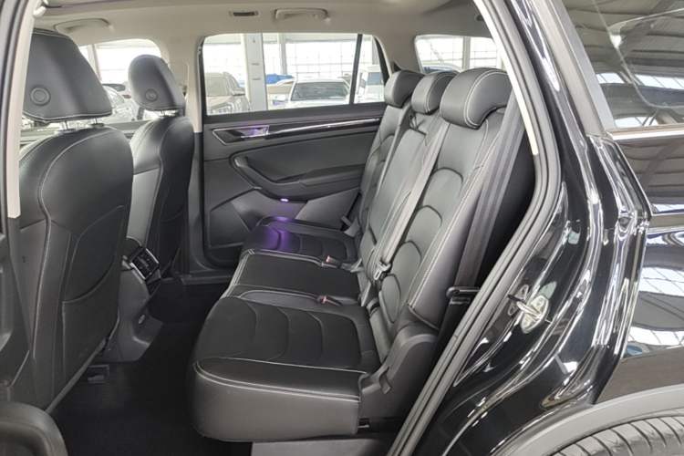 Used Skoda Kodiaq 2018 Restyled TSI330 7-Seater Two-Wheel Drive Luxury Tech Edition Left Rear Seat
