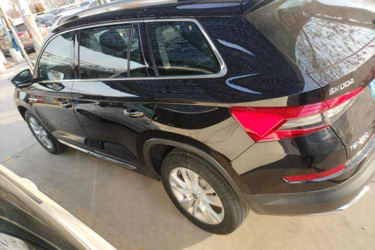 Used Skoda Kodiaq 2018 Facelifted TSI330 5-Seater Two-Wheel-Drive Luxury Enjoyment Edition Left Side