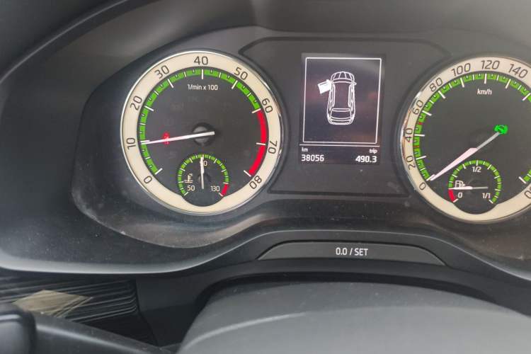 Used Skoda Kodiaq 2018 Restyled TSI330 7-Seater Two-Wheel Drive Luxury Tech Edition Odometer Close Up