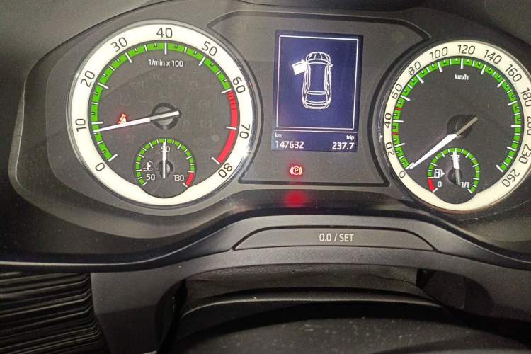 Used Skoda Kodiaq 2018 Restyled TSI330 7-Seater Two-Wheel Drive Luxury Enjoyment Edition Odometer Close Up