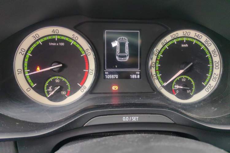 Used Skoda Kodiaq 2018 TSI330 5-Seater Two-Wheel Drive Comfort Edition Odometer Close Up