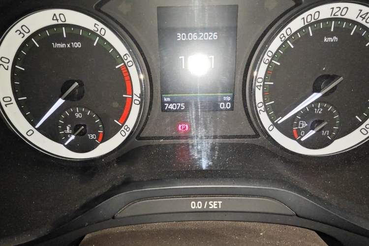 Used Skoda Kodiaq 2018 TSI380 7-Seater Four-Wheel-Drive Flagship Edition Odometer Close Up