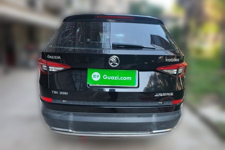 Used Skoda Kodiaq 2018 Facelifted TSI330 5-Seater Two-Wheel-Drive Luxury Enjoyment Edition Rear