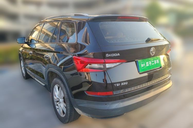 Used Skoda Kodiaq 2018 Facelifted TSI330 5-Seater Two-Wheel-Drive Luxury Edition Rear Left 45 Deg