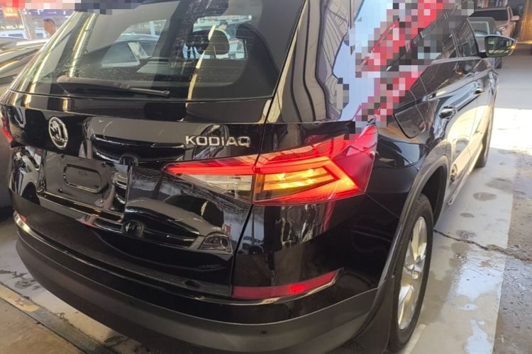 Used Skoda Kodiaq 2018 TSI330 5-Seater Two-Wheel Drive Comfort Edition Rear Right 45 Deg