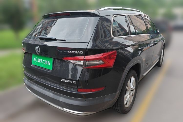 Used Skoda Kodiaq 2018 Facelifted TSI330 5-Seater Two-Wheel-Drive Luxury Enjoyment Edition Rear Right 45 Deg