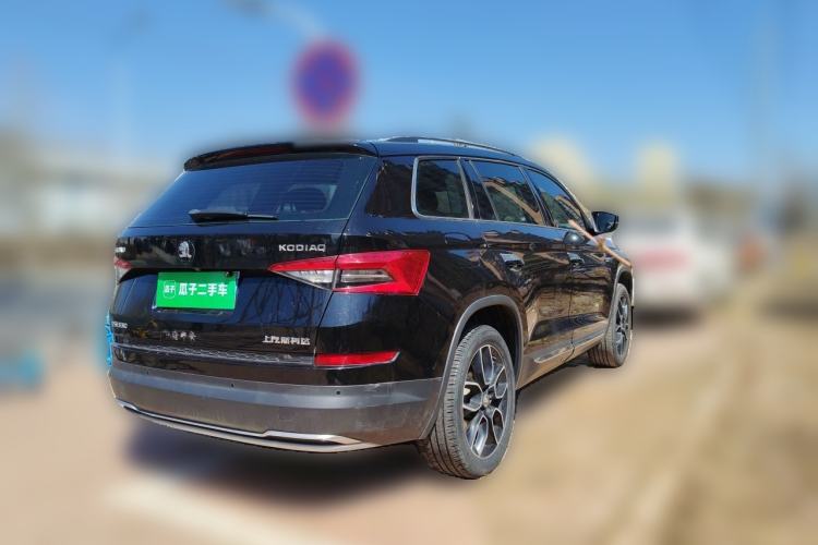 Used Skoda Kodiaq 2018 TSI330 7-Seater Two-Wheel-Drive Luxury Enjoyment Edition Rear Right 45 Deg