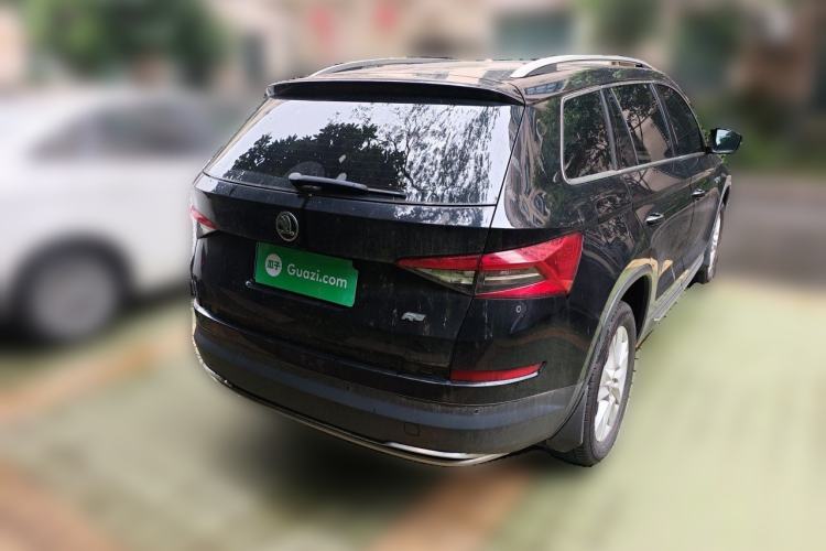 Used Skoda Kodiaq 2018 Facelifted TSI330 5-Seater Two-Wheel-Drive Luxury Enjoyment Edition Rear Right 45 Deg