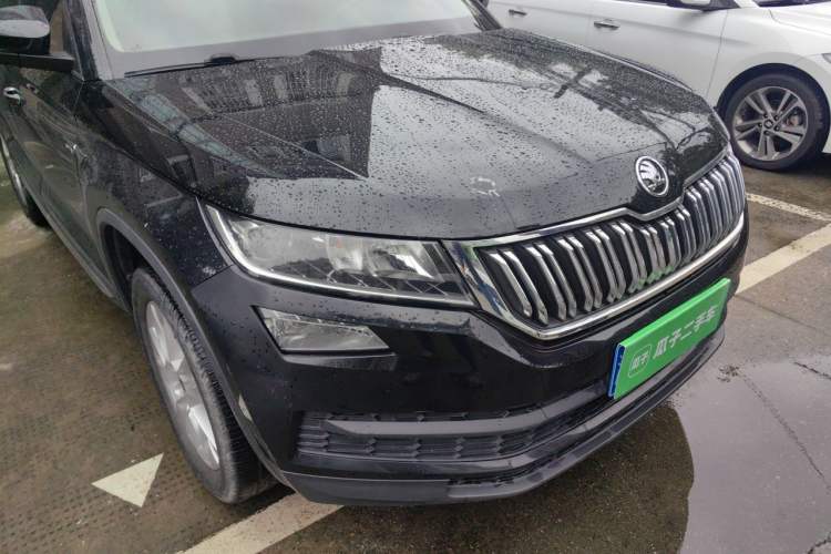 Used Skoda Kodiaq 2018 TSI330 5-Seater Two-Wheel Drive Comfort Edition Right Front Headlight