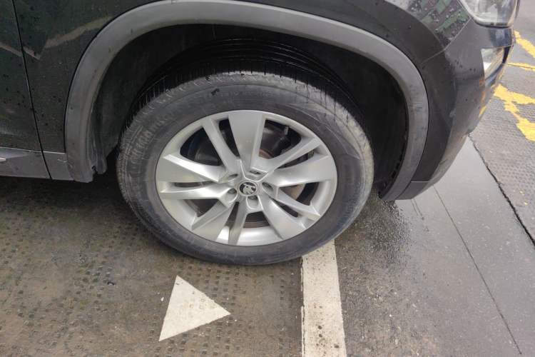 Used Skoda Kodiaq 2018 TSI330 5-Seater Two-Wheel Drive Comfort Edition Right Front Wheel Hub