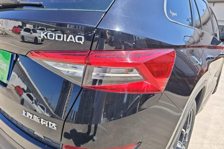 Used Skoda Kodiaq 2018 TSI330 7-Seater Two-Wheel-Drive Luxury Enjoyment Edition Right Rear Taillight