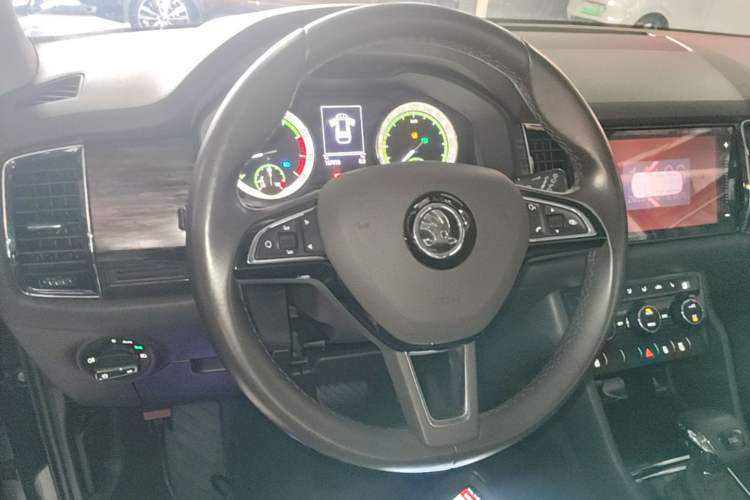 Used Skoda Kodiaq 2018 Restyled TSI330 7-Seater Two-Wheel Drive Luxury Enjoyment Edition Steering Wheel