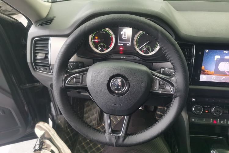 Used Skoda Kodiaq 2018 TSI330 5-Seater Two-Wheel-Drive Luxury Edition Steering Wheel