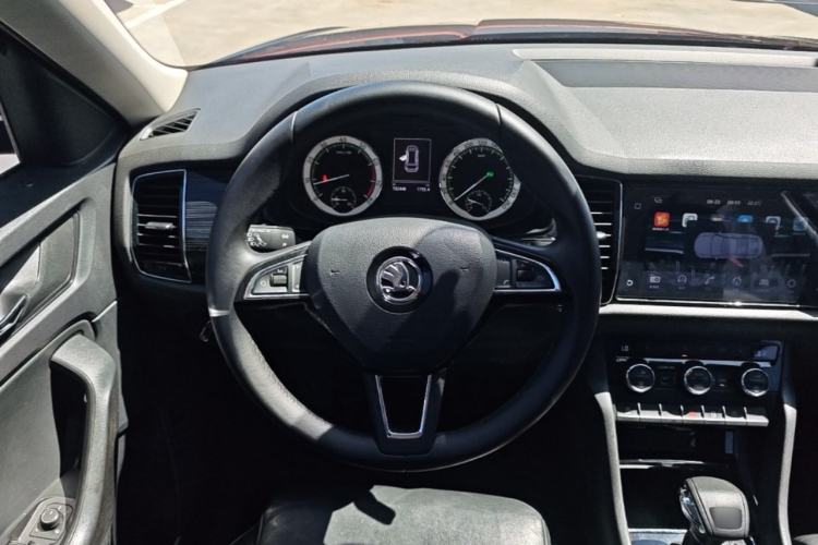 Used Skoda Kodiaq 2018 TSI330 7-Seater Two-Wheel-Drive Luxury Enjoyment Edition Steering Wheel