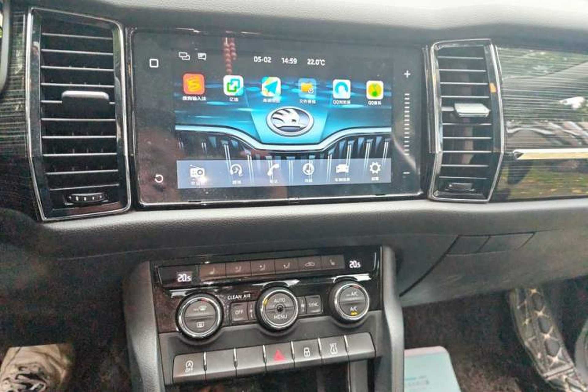 Used Skoda Kodiaq 2018 TSI330 5-Seater Two-Wheel-Drive Luxury Enjoyment Edition Audio And AC Panel