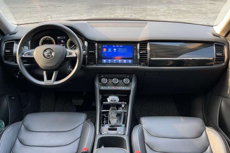 Used Skoda Kodiaq 2018 Restyled TSI330 7-Seater Two-Wheel Drive Luxury Enjoyment Edition Center Console