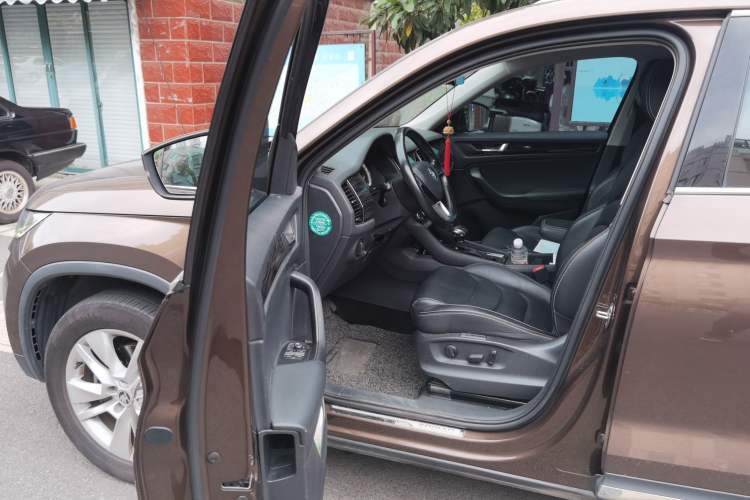Used Skoda Kodiaq 2018 Facelifted TSI330 5-Seater Two-Wheel-Drive Luxury Enjoyment Edition Driver Seat