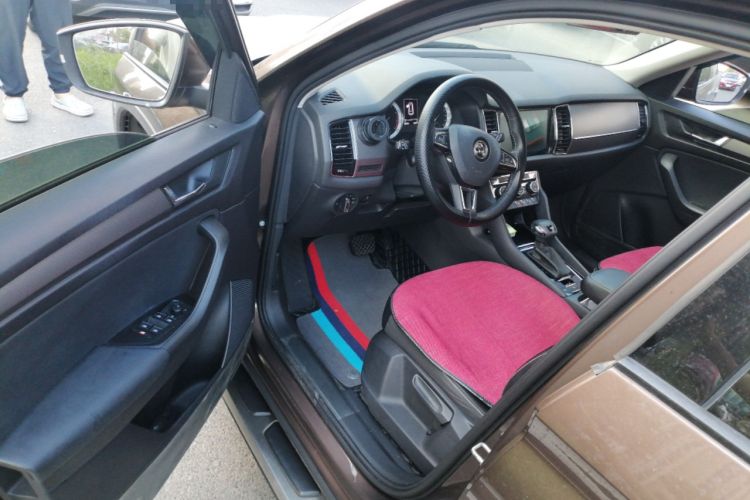 Used Skoda Kodiaq 2018 Facelifted TSI330 5-Seater Two-Wheel-Drive Comfort Edition Driver Seat