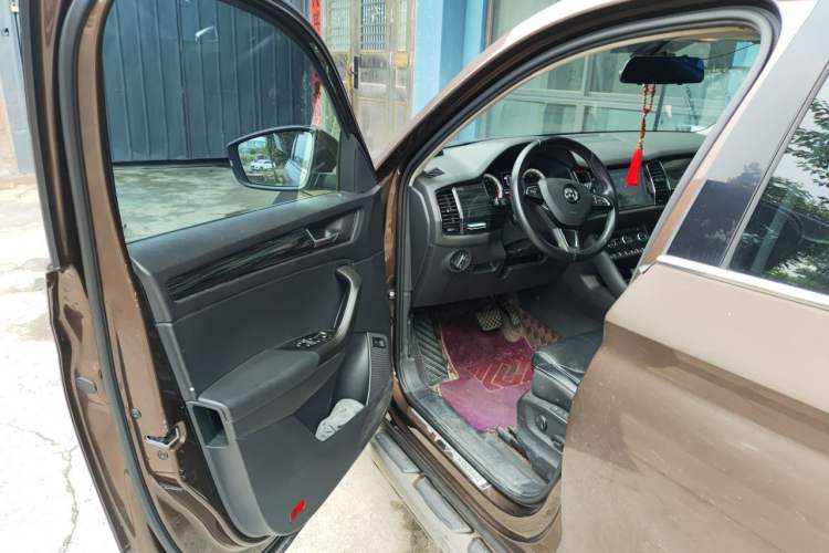 Used Skoda Kodiaq 2018 TSI330 5-Seater Two-Wheel-Drive Luxury Enjoyment Edition Driver Seat