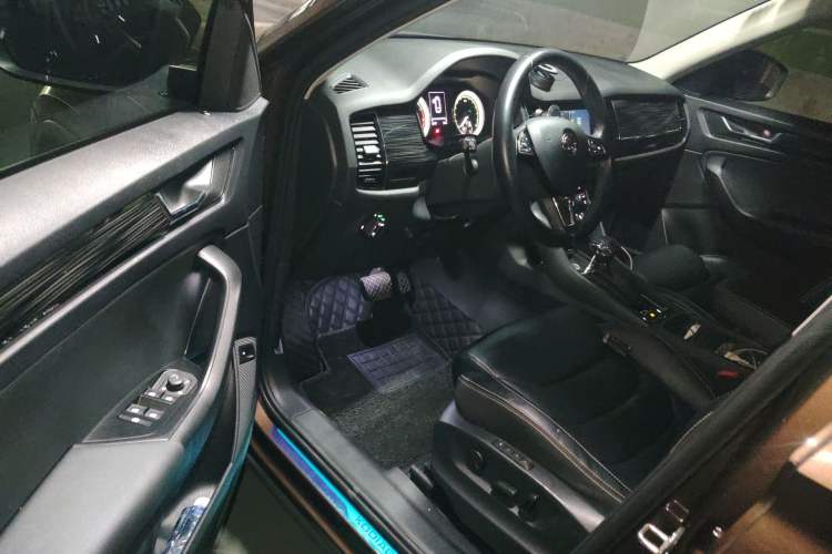 Used Skoda Kodiaq 2018 Restyled TSI330 7-Seater Two-Wheel Drive Luxury Enjoyment Edition Driver Seat