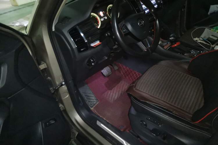 Used Skoda Kodiaq 2018 TSI380 7-Seater Four-Wheel-Drive Flagship Edition Driver Seat
