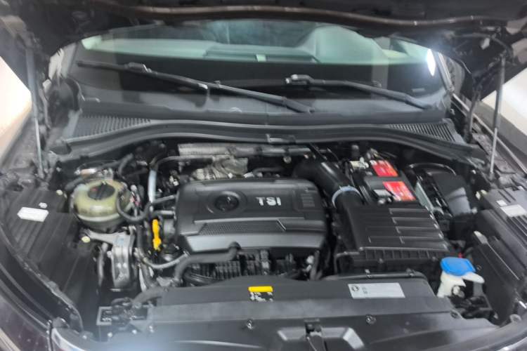 Used Skoda Kodiaq 2018 TSI330 5-Seater Two-Wheel-Drive Luxury Enjoyment Edition Engine Bay