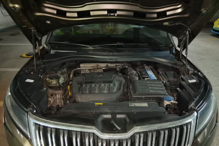 Used Skoda Kodiaq 2018 Facelifted TSI330 5-Seater Two-Wheel-Drive Luxury Enjoyment Edition Engine Bay