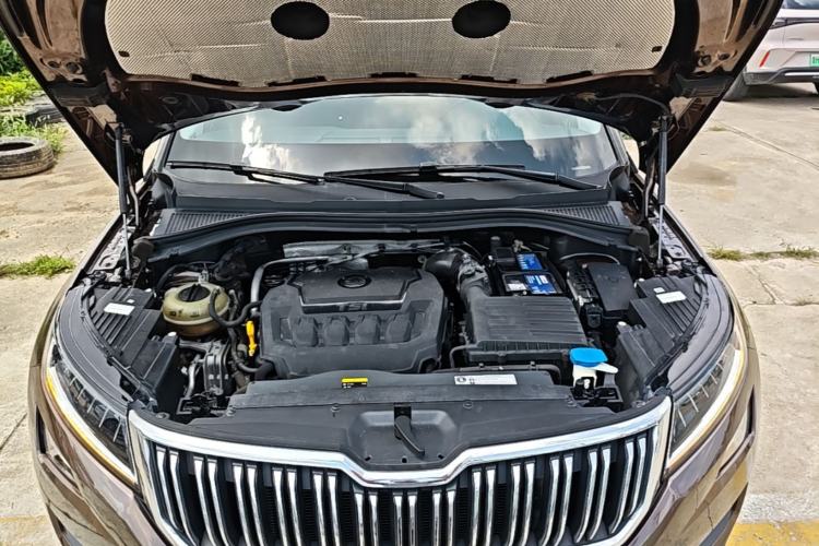 Used Skoda Kodiaq 2018 Restyled TSI330 7-Seater Two-Wheel Drive Luxury Enjoyment Edition Engine Bay