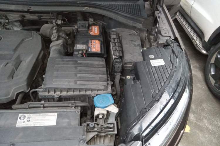 Used Skoda Kodiaq 2018 Facelifted TSI330 5-Seater Two-Wheel-Drive Luxury Enjoyment Edition Engine Bay Left