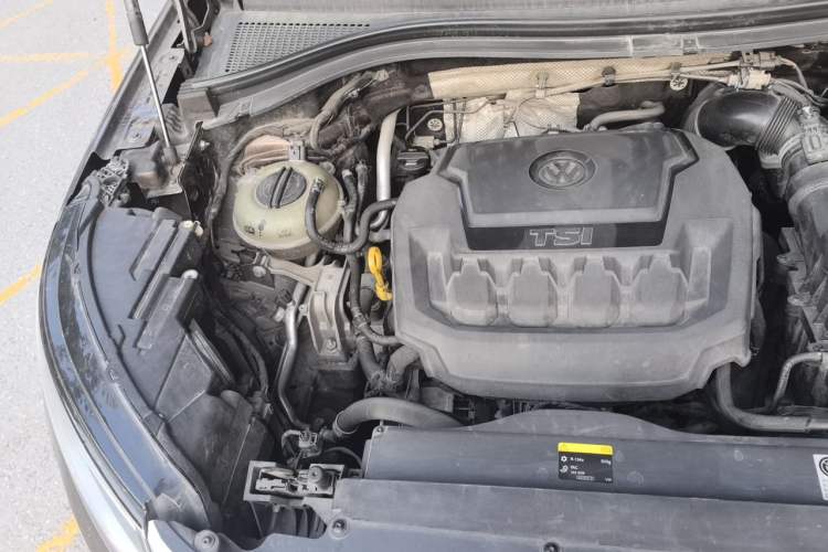 Used Skoda Kodiaq 2018 Facelifted TSI330 5-Seater Two-Wheel-Drive Comfort Edition Engine Bay Right