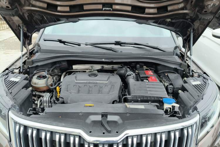 Used Skoda Kodiaq 2018 Facelifted TSI330 5-Seater Two-Wheel-Drive Luxury Enjoyment Edition Engine Bay