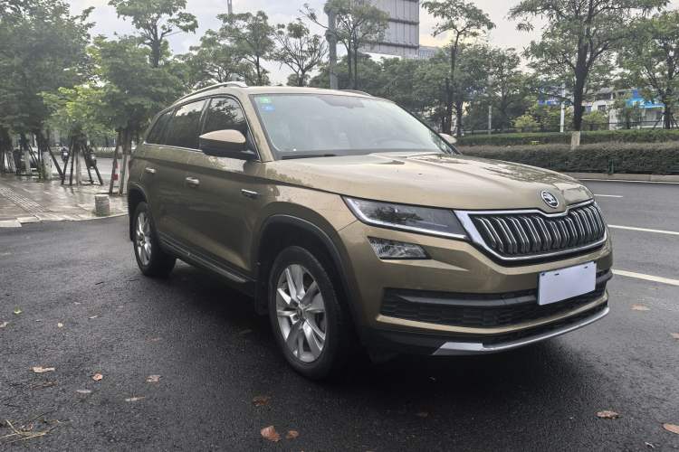 Used Skoda Kodiaq 2018 Restyled TSI330 7-Seater Two-Wheel Drive Luxury Enjoyment Edition Exterior 2