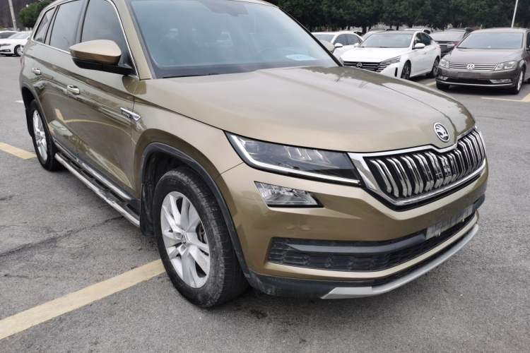 Used Skoda Kodiaq 2018 Facelifted TSI330 5-Seater Two-Wheel-Drive Luxury Enjoyment Edition Exterior 2