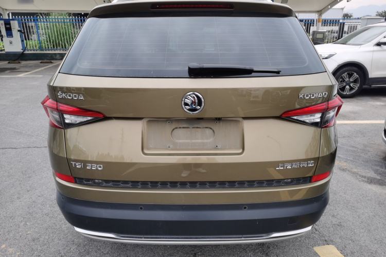 Used Skoda Kodiaq 2018 Facelifted TSI330 5-Seater Two-Wheel-Drive Luxury Enjoyment Edition Exterior 4
