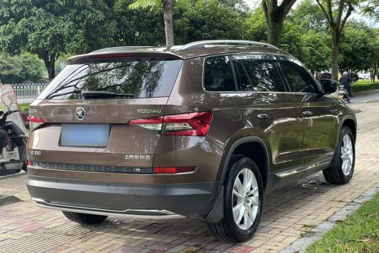 Used Skoda Kodiaq 2018 Facelifted TSI330 5-Seater Two-Wheel-Drive Luxury Enjoyment Edition Exterior 5