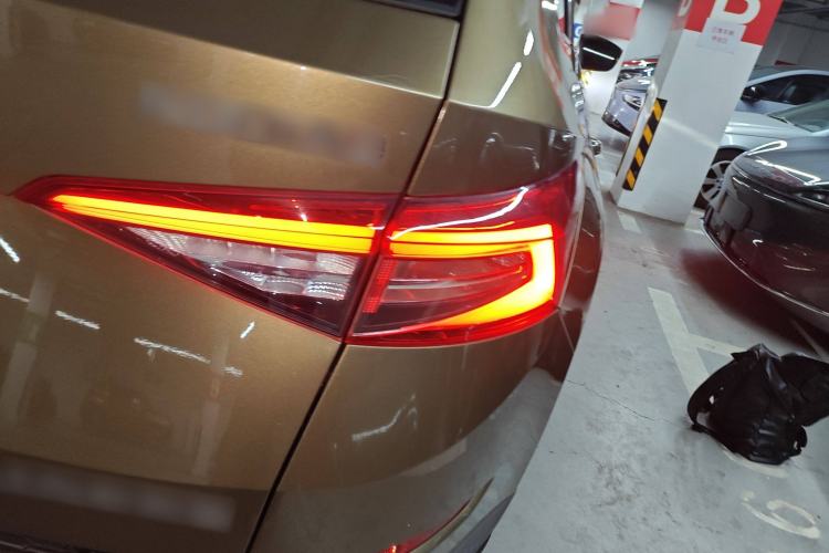 Used Skoda Kodiaq 2018 TSI380 7-Seater Four-Wheel-Drive Flagship Edition Exterior 6