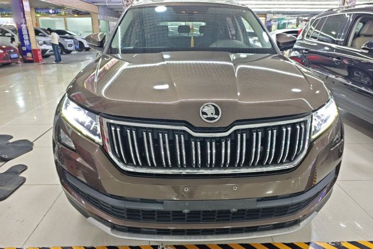 Used Skoda Kodiaq 2018 Facelifted TSI330 5-Seater Two-Wheel-Drive Luxury Enjoyment Edition Front