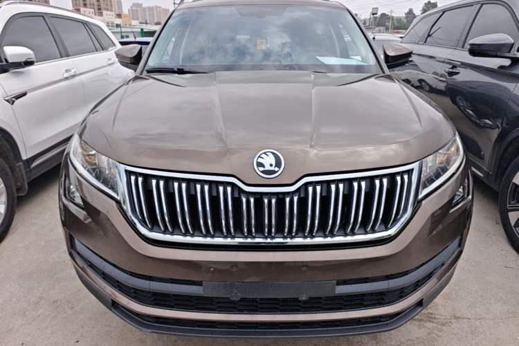 Used Skoda Kodiaq 2018 Facelifted TSI330 5-Seater Two-Wheel-Drive Comfort Edition Front